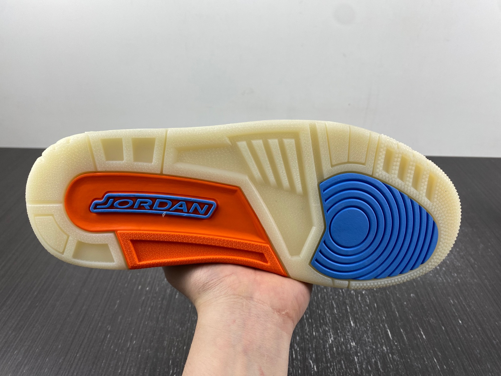 Jordan 3 Retro CK9246-001