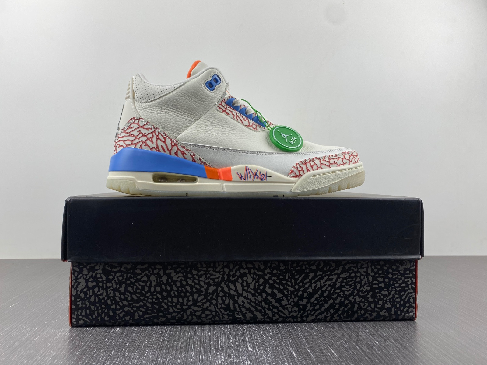 Jordan 3 Retro CK9246-001