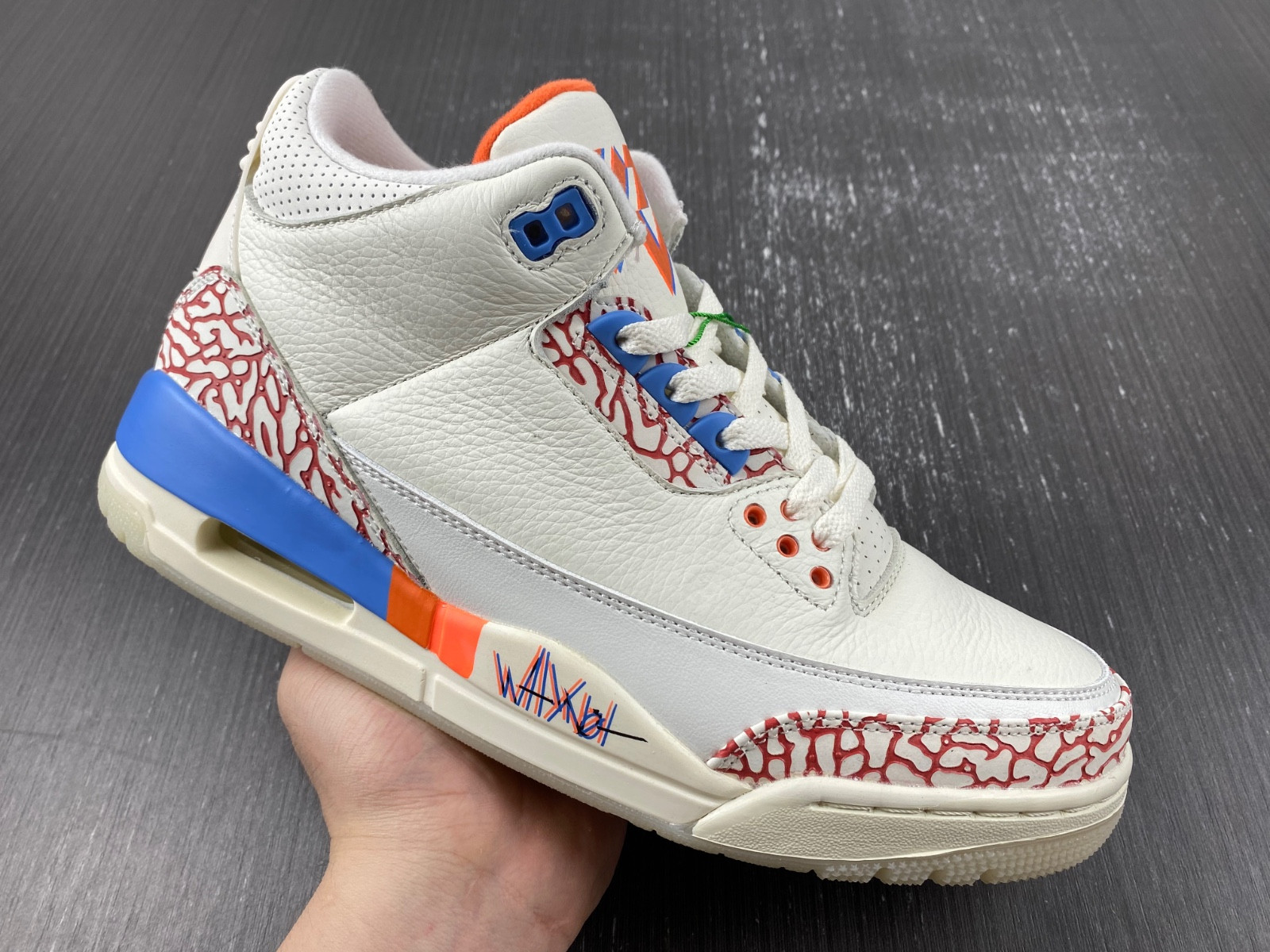 Jordan 3 Retro CK9246-001
