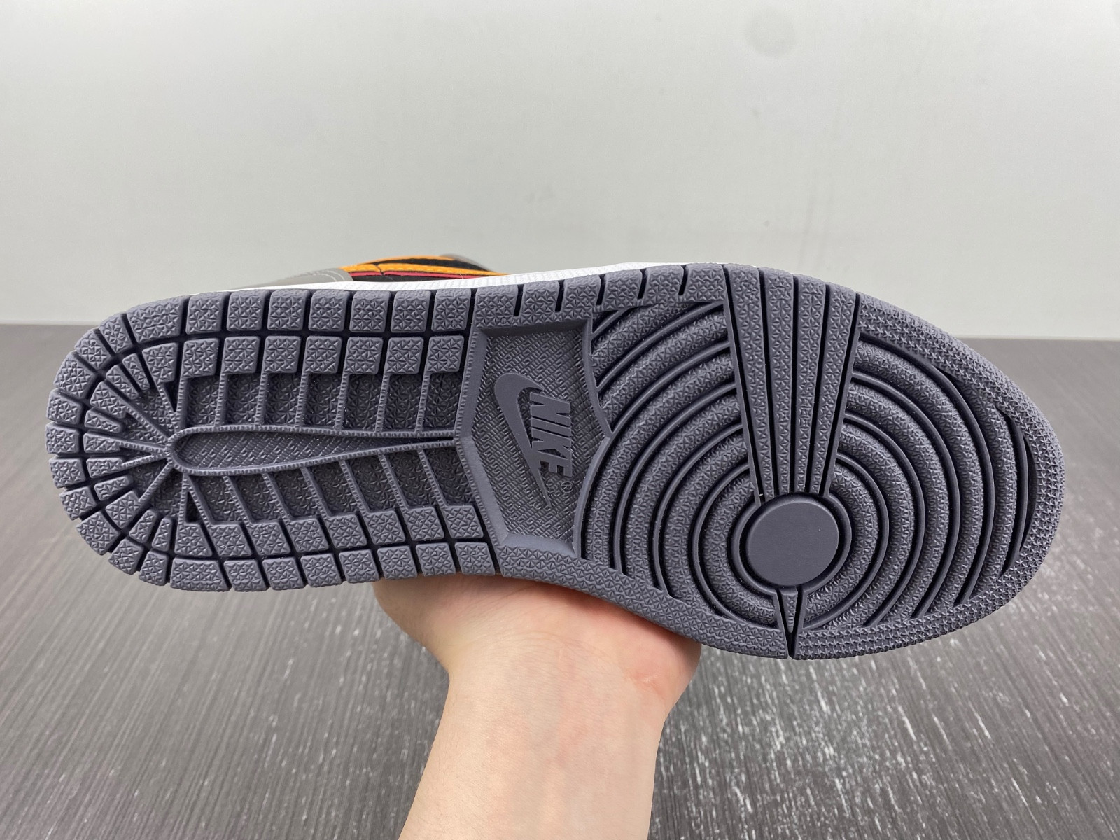 Air Jordan 1 Low Light Graphite Vivid Orange FN7308-008