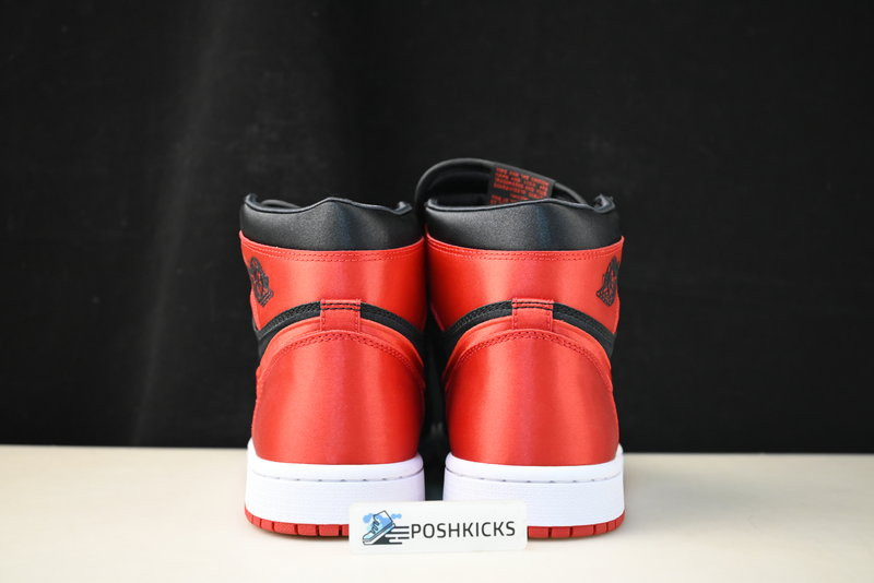 Air Jordan 1 High OG WMNS Satin Bred FD4810-061