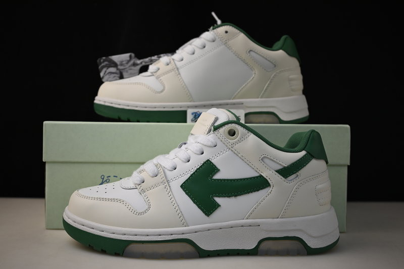 Off-White c/o Virgil Abloh