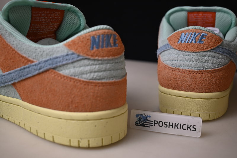 Nike SB Dunk Low Orange Noise Aqua DV5429-800