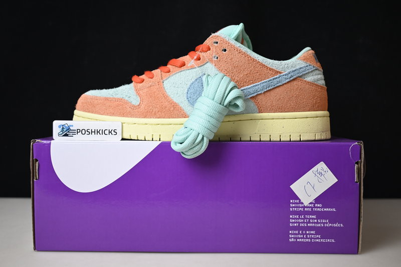 Nike SB Dunk Low Orange Noise Aqua DV5429-800
