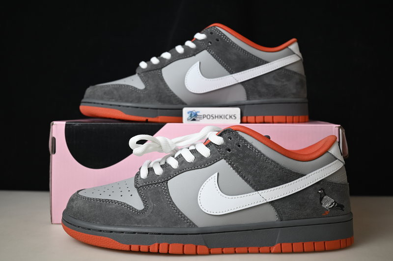Nike SB Dunk Low Staple NYC Pigeon - 304292-011