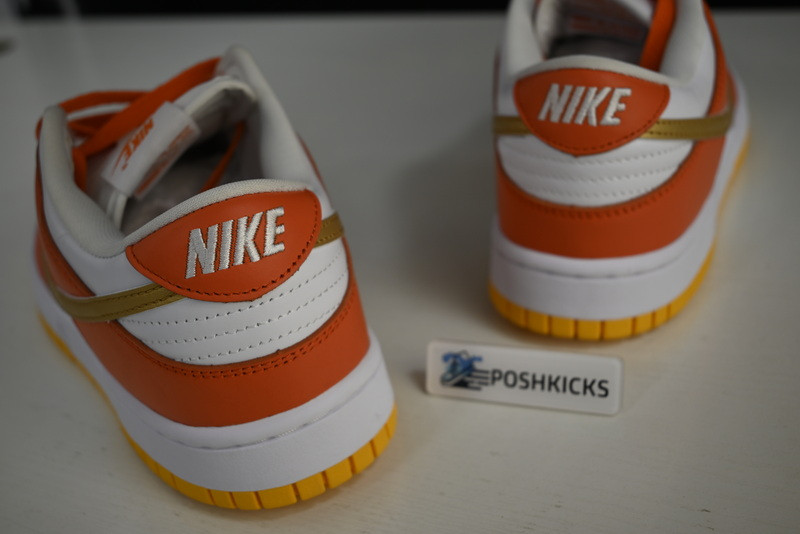 Nike Dunk Low WMNS “University Gold” DQ4690-800