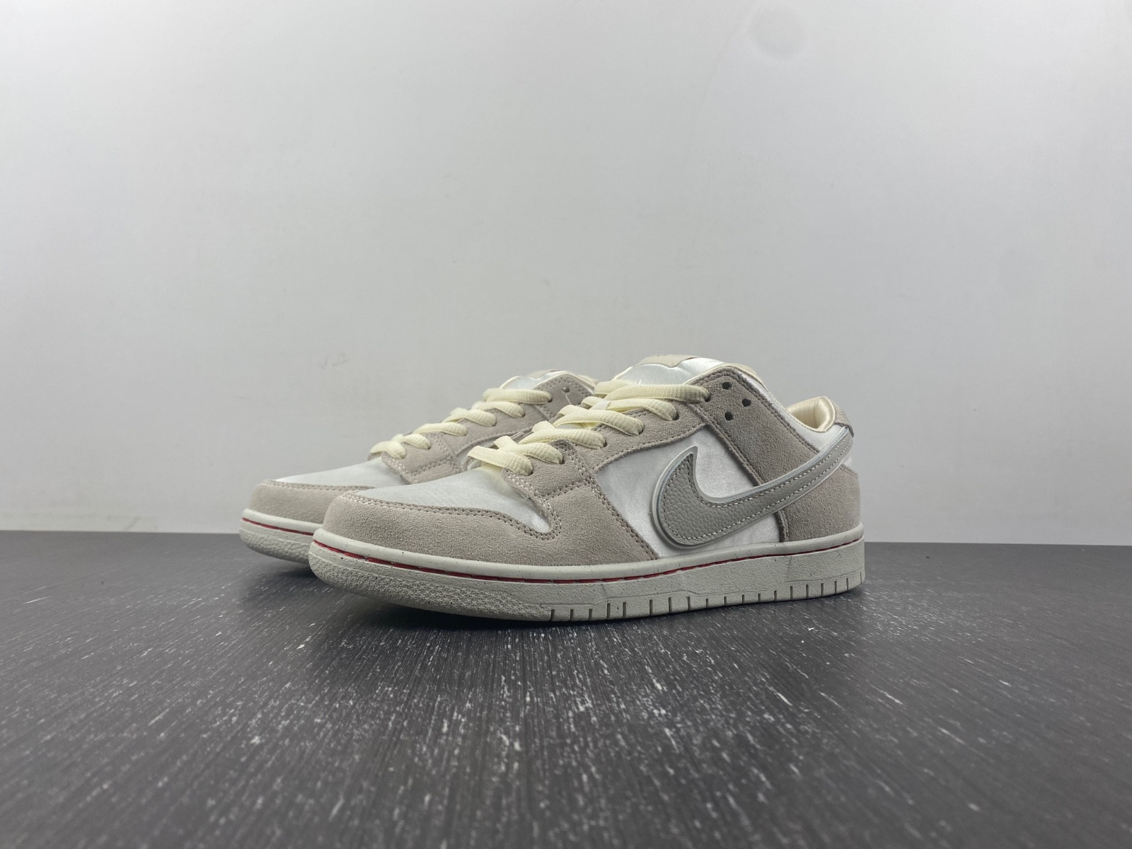 Nike SB Dunk Low City of Love Coconut Milk FZ5654-100