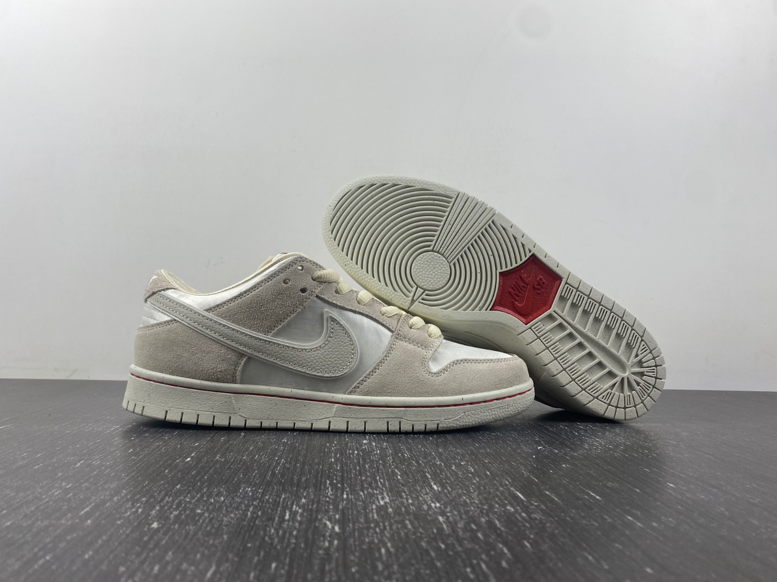 Nike SB Dunk Low City of Love Coconut Milk FZ5654-100