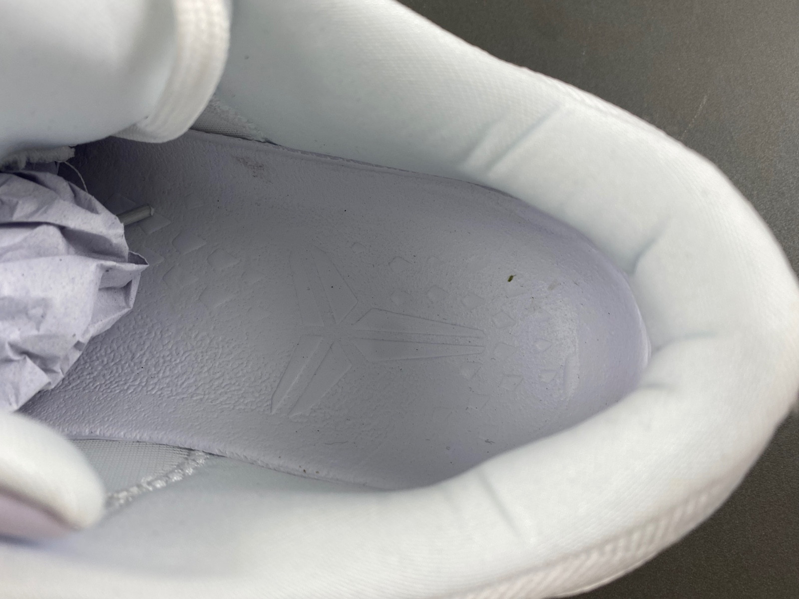 Kobe 9 Elite Low Protro Halo FZ7334-100