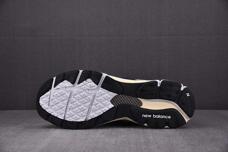 New Balance 990v3 JJJJound Olive - M990JD3