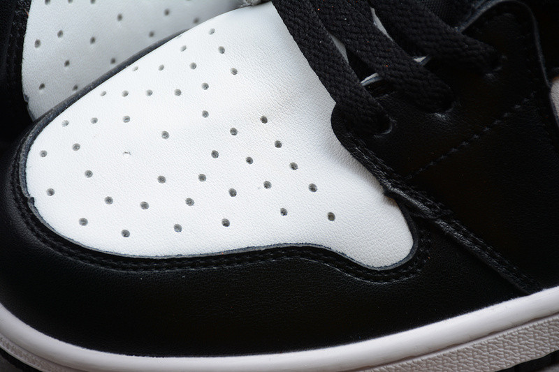 AIR JORDAN 1 MID SHATTERED BACKBOARD 554724-058