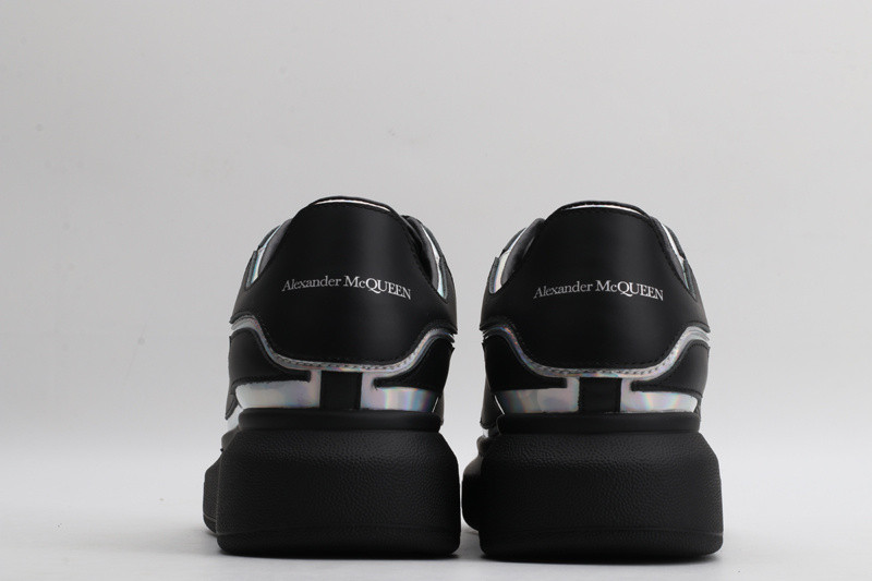 ALEXANDER MCQUEEN SNEAKER