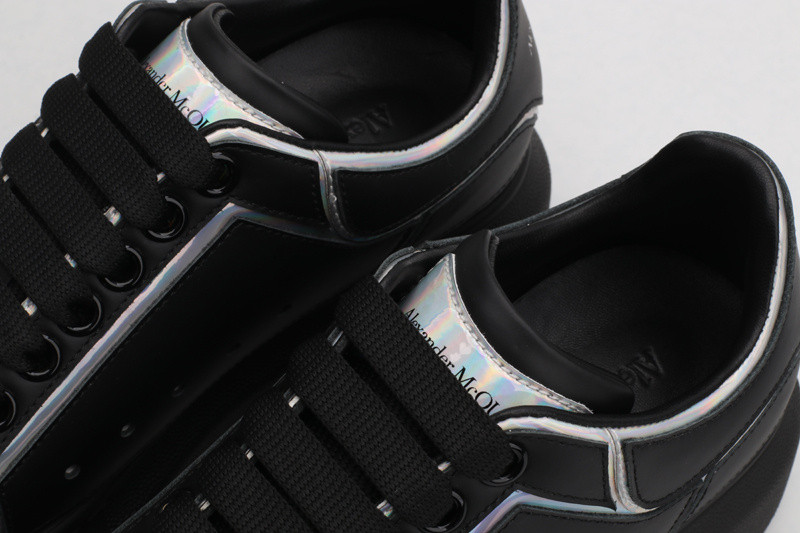 ALEXANDER MCQUEEN SNEAKER