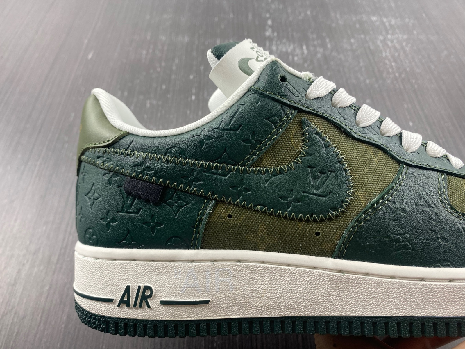 NIKE AIR FORCE 1 LOW BY VIRGIL ABLOH