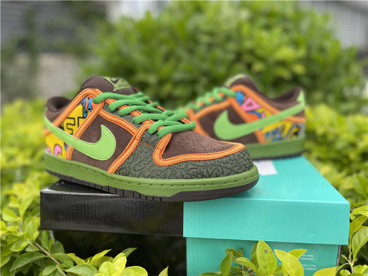 Nike SB Dunk Low De La Soul (2015) - 789841-332