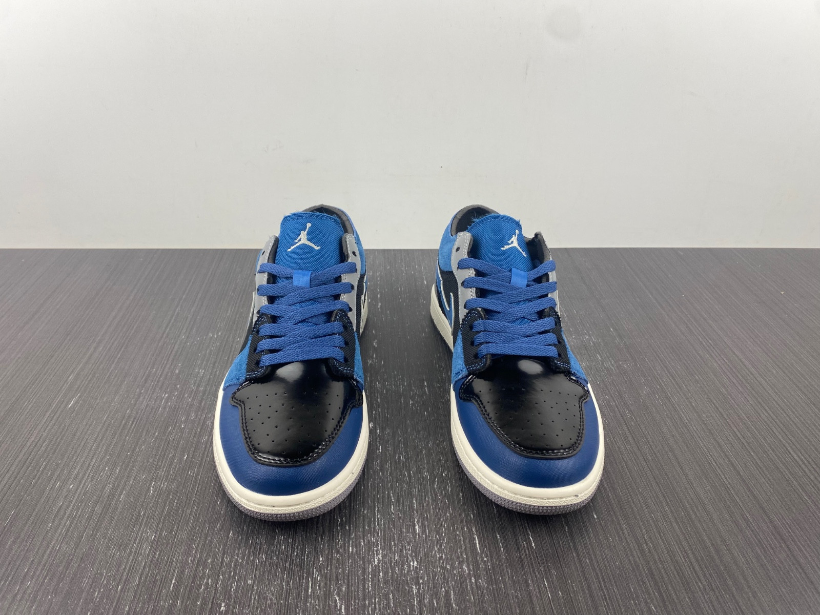 Air Jordan 1 Low SE Craft "Obsidian" DR8867-400