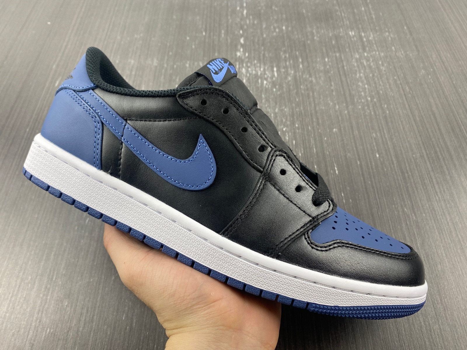 Jordan 1 Retro Low OG Mystic Navy CZ0790-041