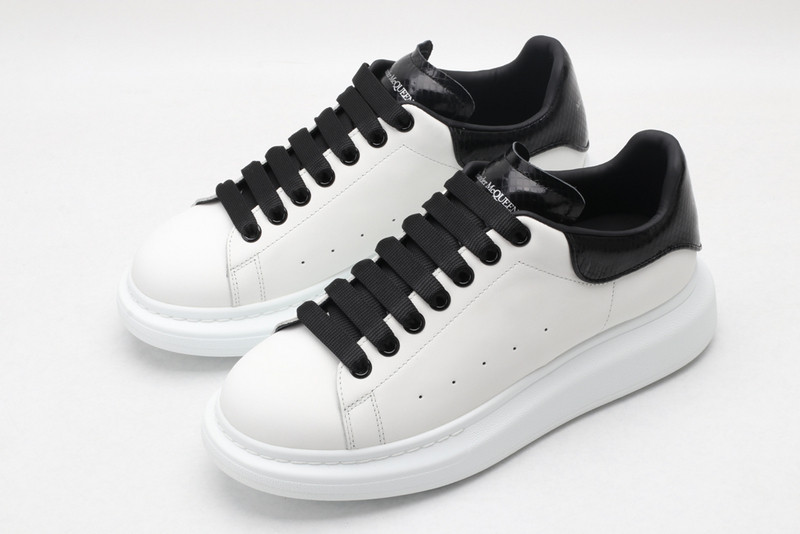 ALEXANDER MCQUEEN SNEAKER