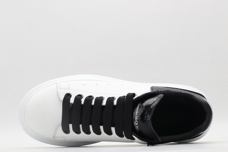 ALEXANDER MCQUEEN SNEAKER