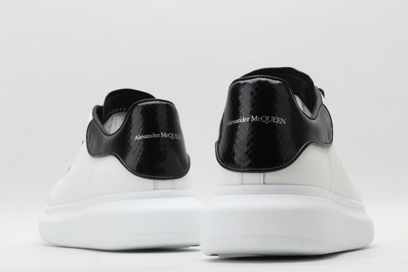 ALEXANDER MCQUEEN SNEAKER