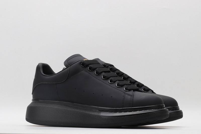 ALEXANDER MCQUEEN SNEAKER