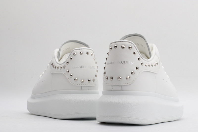 ALEXANDER MCQUEEN SNEAKER