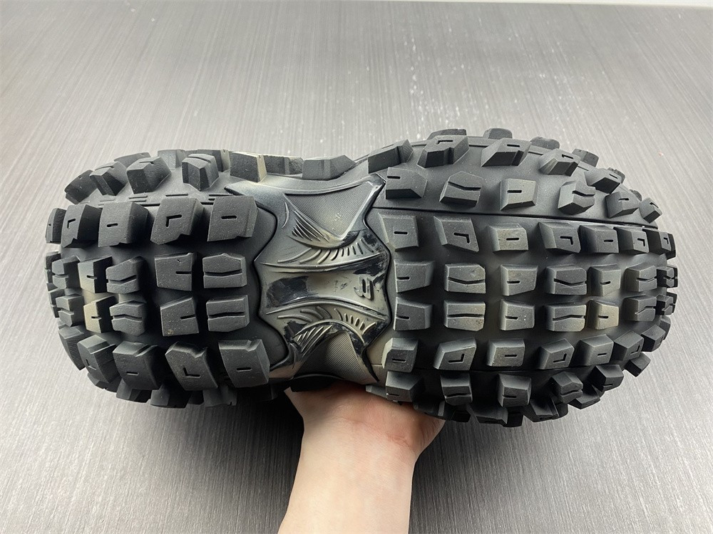 Ba*len*cia*ga bouncer chunky-sole sneakers