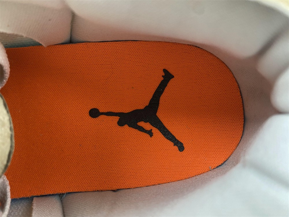 Jordan 1 Low Inside Out White Phantom DN1635-100