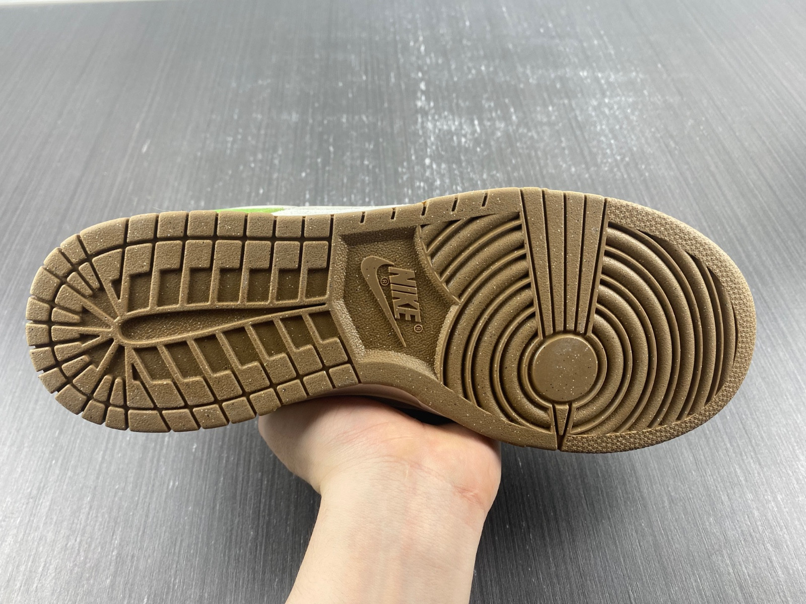 Nike Dunk Low SE "85" | DO9457-100