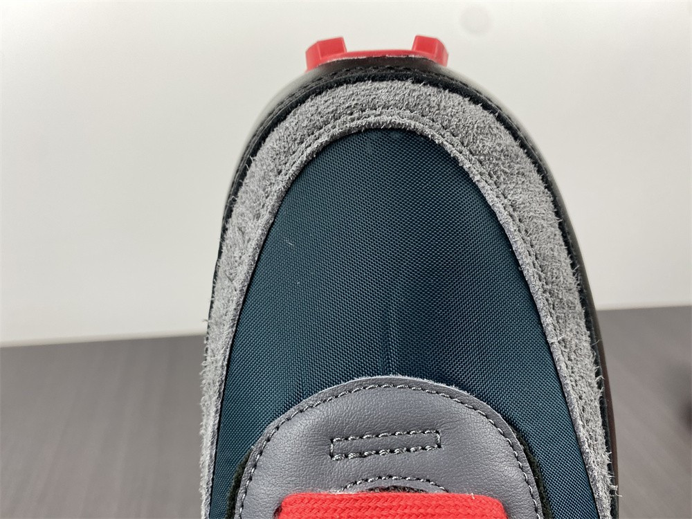 Nike LD Waffle sacai Undercover Maroon DJ4877-300