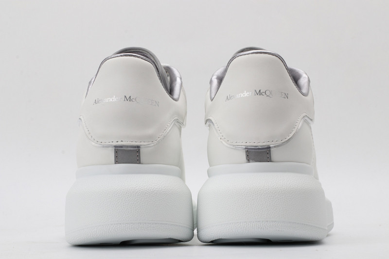 ALEXANDER MCQUEEN SNEAKER