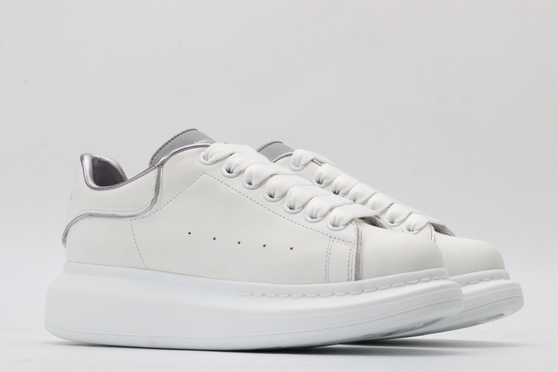 ALEXANDER MCQUEEN SNEAKER