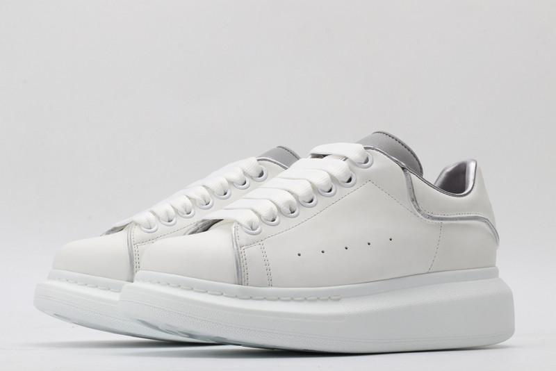 ALEXANDER MCQUEEN SNEAKER