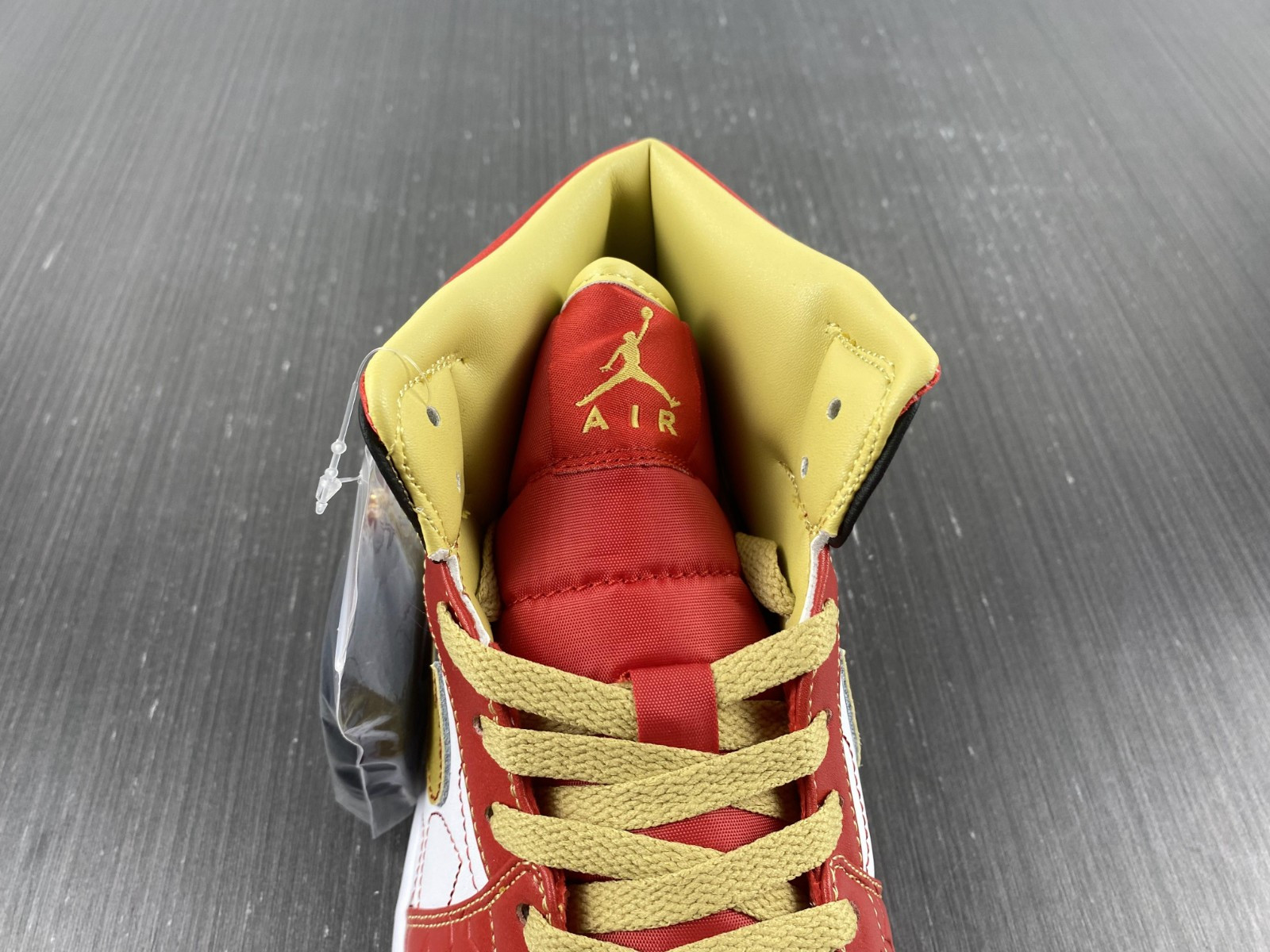 Air Jordan 1 Mid XQ DV0576-176