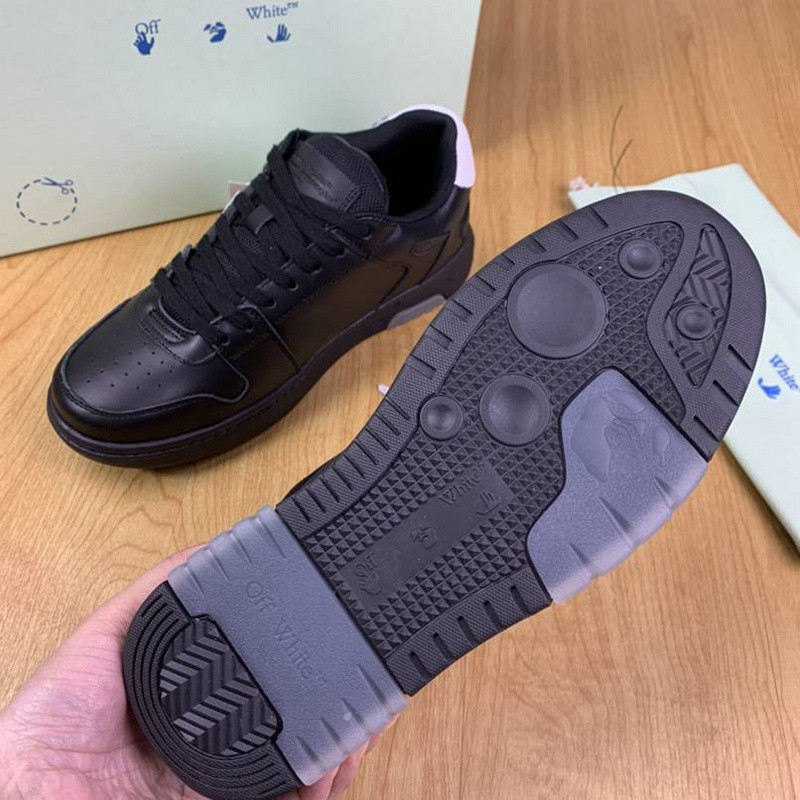 Off-White c/o Virgil Abloh