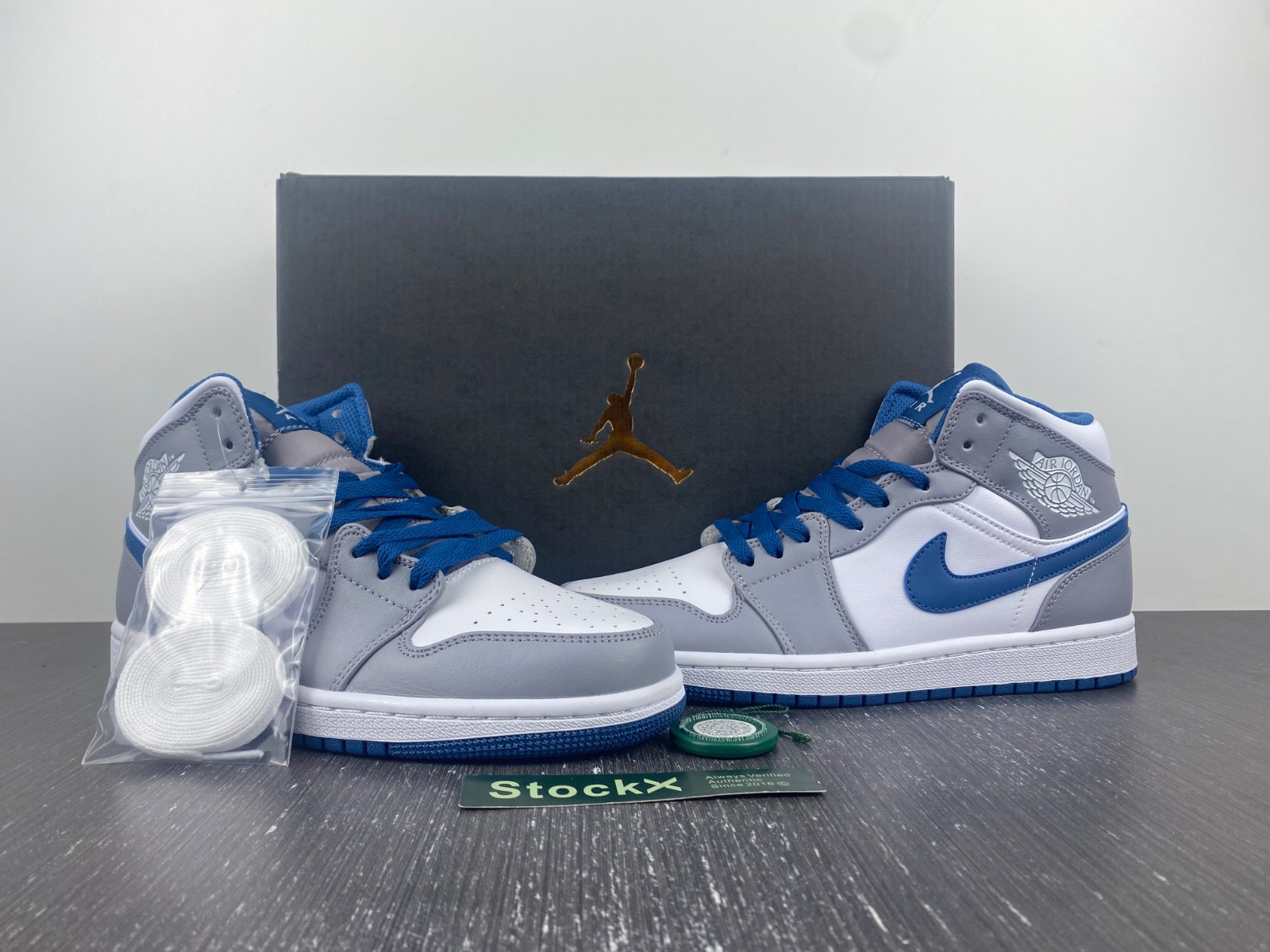 Jordan 1 Mid True Blue Cement (GS) - DQ8423-014
