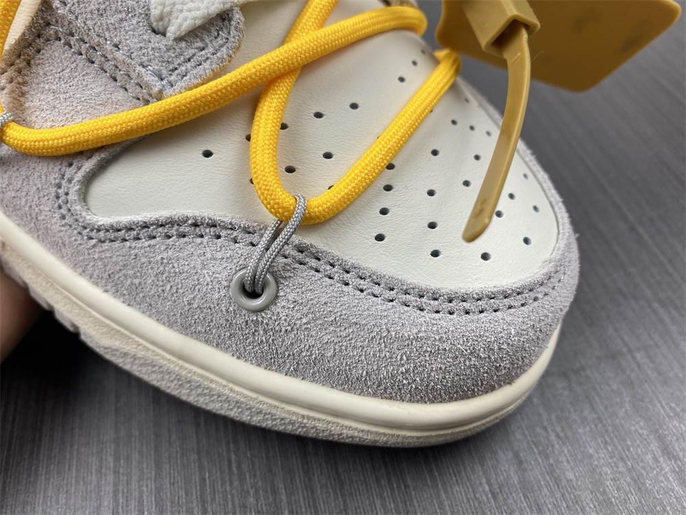 NIKE DUNK LOW OW LOT 39 OF 50 DJ0950-109