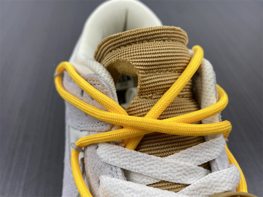 NIKE DUNK LOW OW LOT 39 OF 50 DJ0950-109