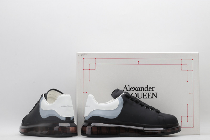 ALEXANDER MCQUEEN SNEAKER