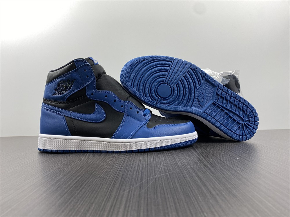 Air Jordan 1 Retro High OG “Dark Marina Blue” 555088-404