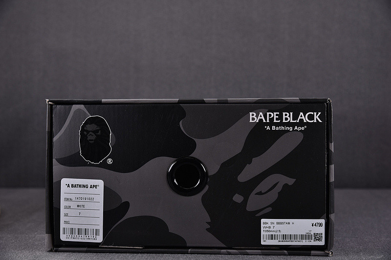 BAPE SNEAKERS