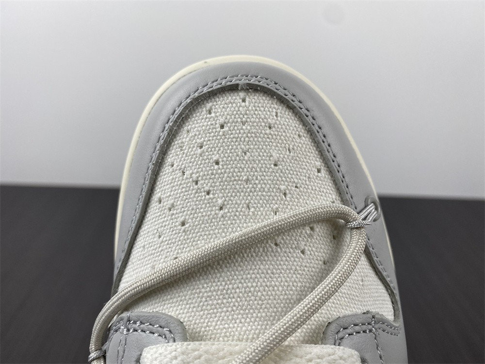 NIKE DUNK LOW OW LOT 42 OF 50 DM1602-117