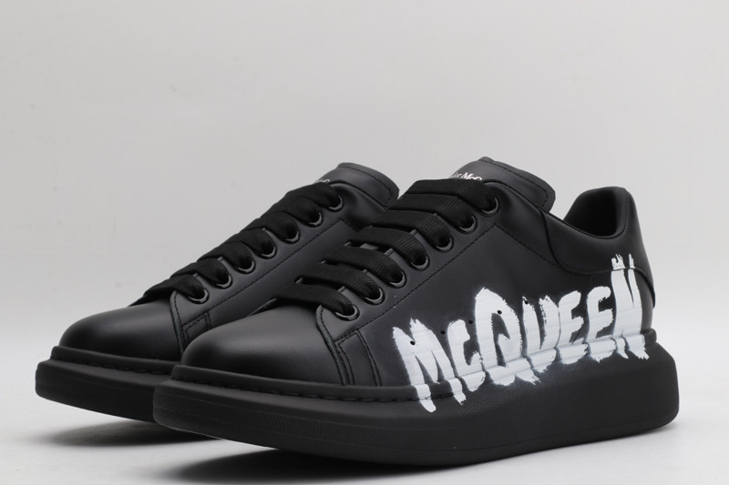 ALEXANDER MCQUEEN SNEAKER