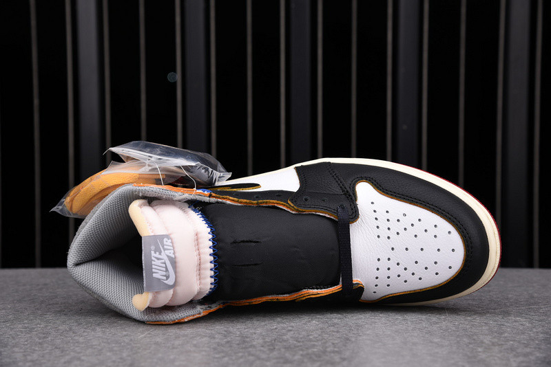 AIR JORDAN 1 RETRO HI NRG/UN 