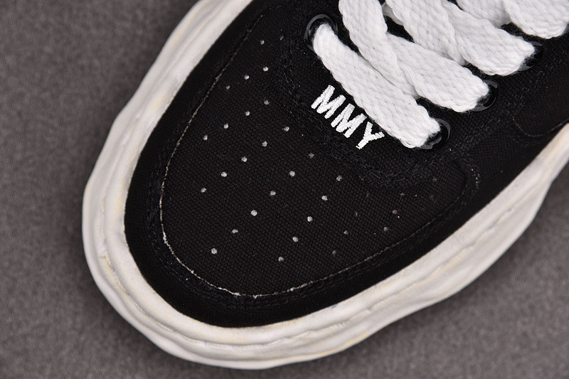 Ma*s*n mihara sneakers