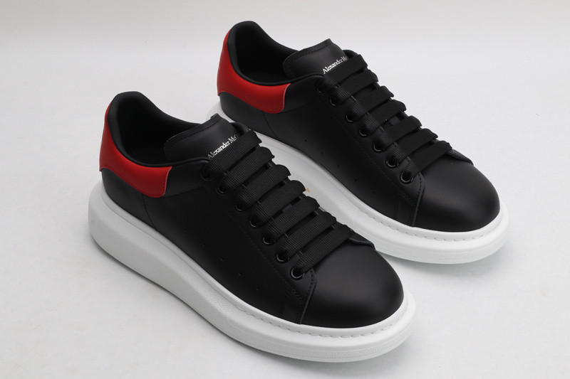 ALEXANDER MCQUEEN SNEAKER