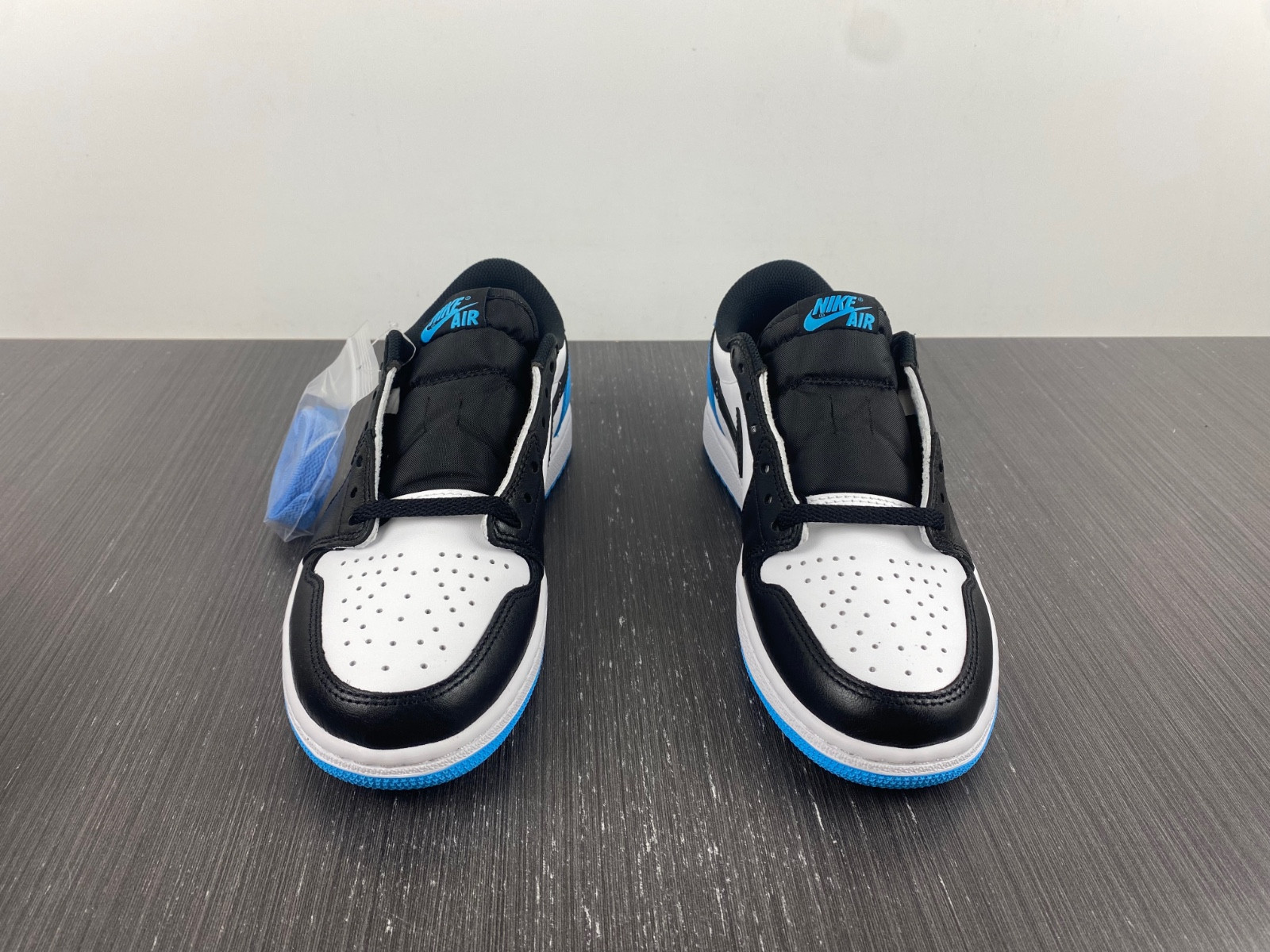 Jordan 1 Retro Low OG UNC CZ0790--104