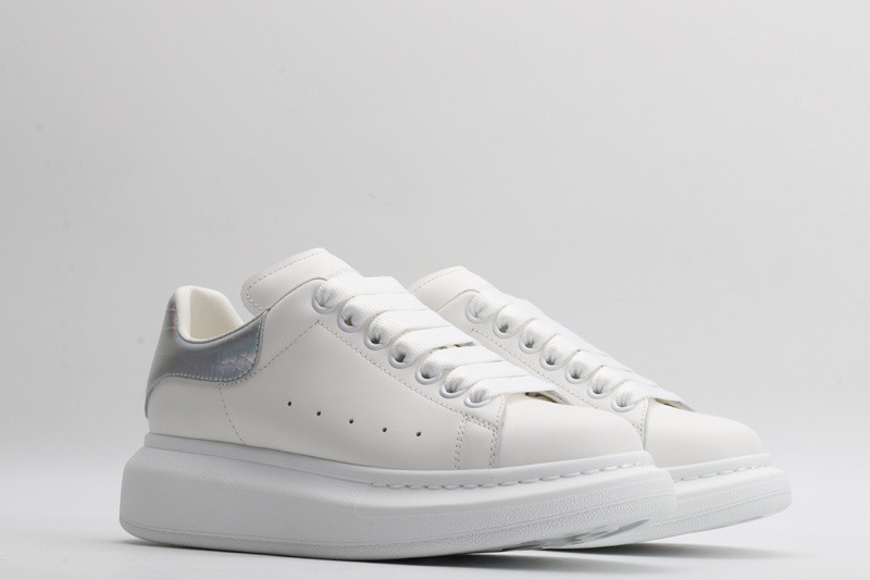 ALEXANDER MCQUEEN SNEAKER