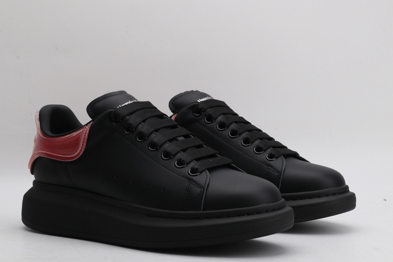 ALEXANDER MCQUEEN SNEAKER