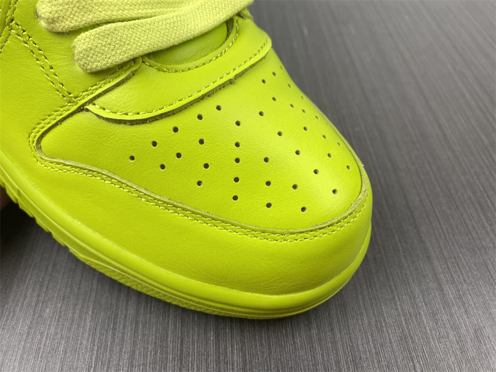 Nike Dunk High AMBUSH Flash Lime CU7544-300
